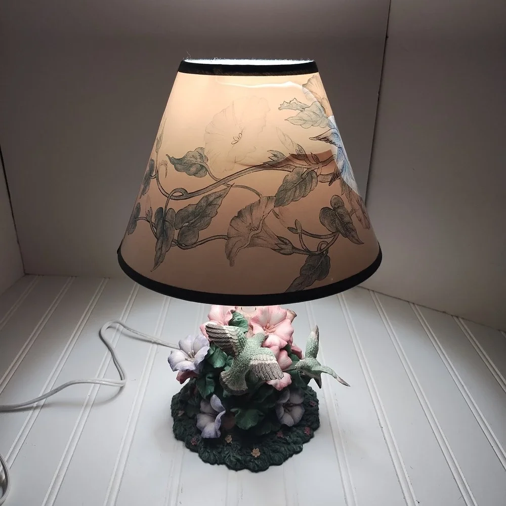 Vintage‎ Porcelain Hummingbird Lamp Morning Glory Floral Sculpted Accent Light